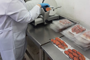 Изготовление рыбной нарезки